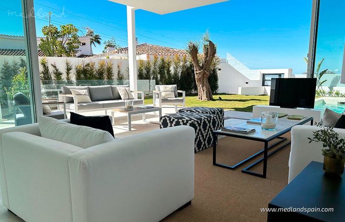 Image No.5-3 Bed Villa for sale