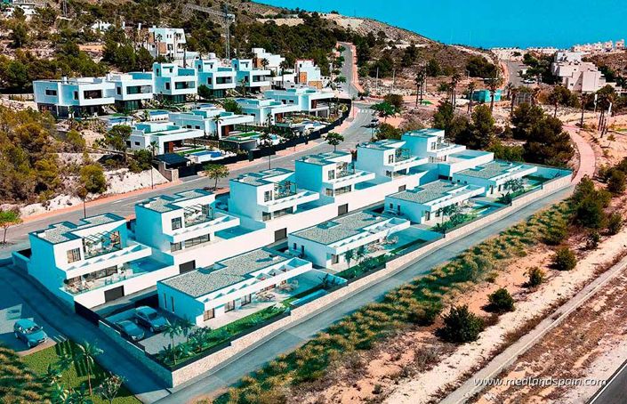 Image No.3-3 Bed Villa for sale