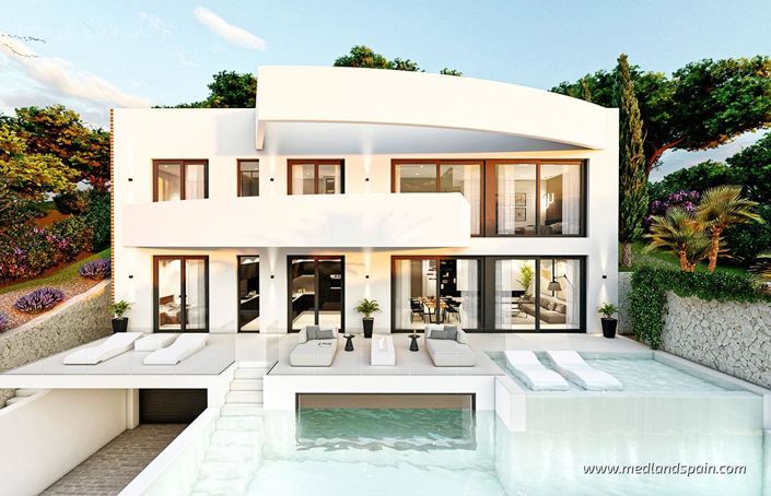 Image No.4-4 Bed Villa for sale