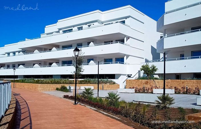 Image No.3-Appartement de 3 chambres à vendre à Estepona