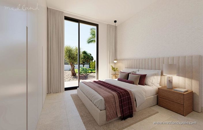 Image No.8-3 Bed Villa for sale