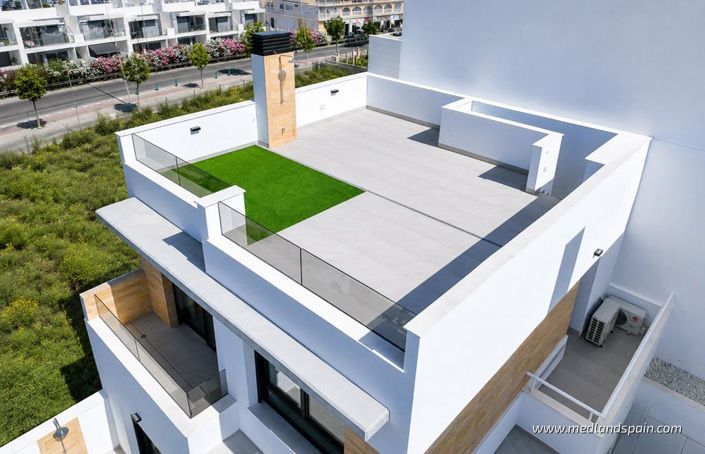 Image No.14-3 Bed Villa for sale