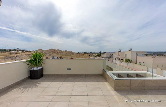 Image No.12-3 Bed Villa for sale