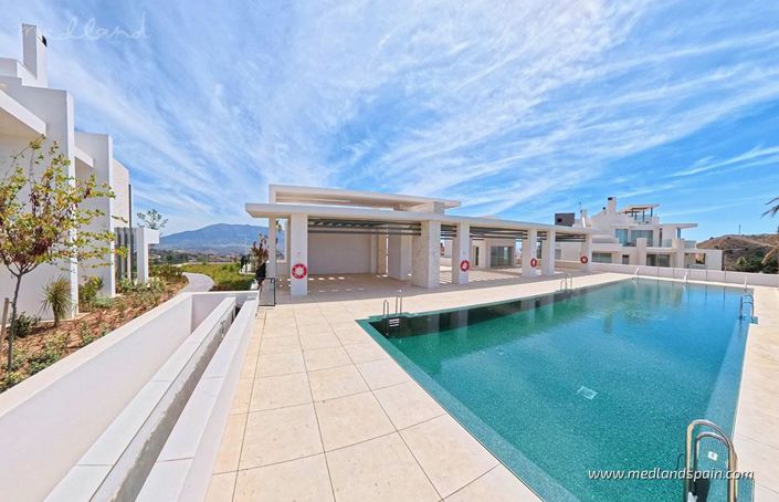 Image No.3-3 Bed Apartment for sale
