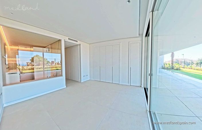 Image No.10-2 Bed Apartment for sale