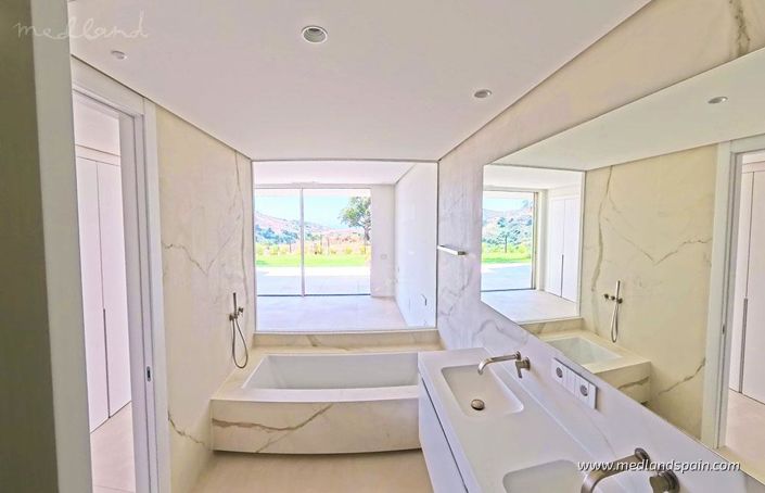 Image No.15-2 Bed Apartment for sale