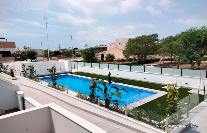 Image No.8-3 Bed Apartment for sale