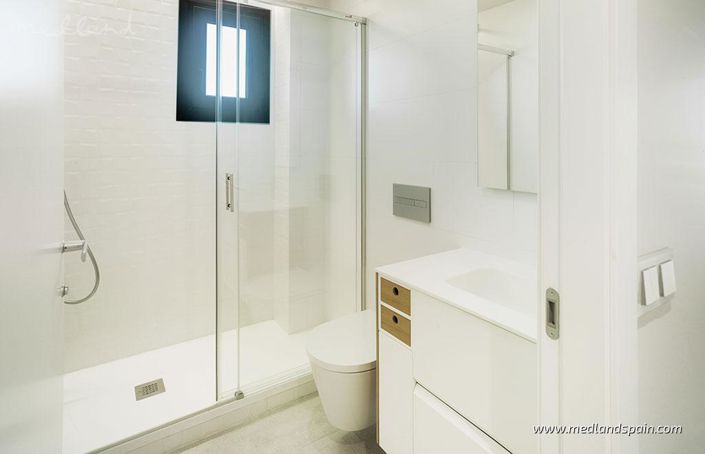 Image No.11-3 Bed Apartment for sale