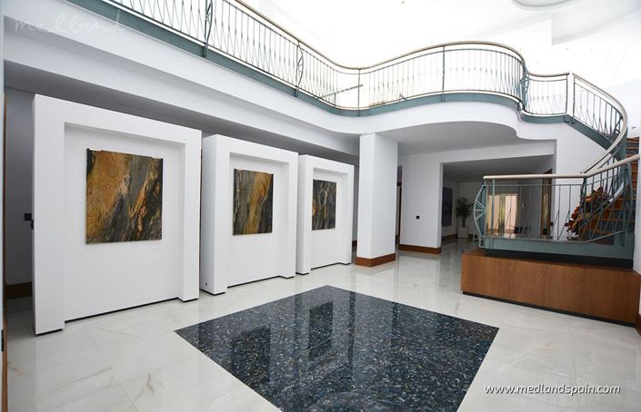 Image No.8-Villa de 6 chambres à vendre à Malaga