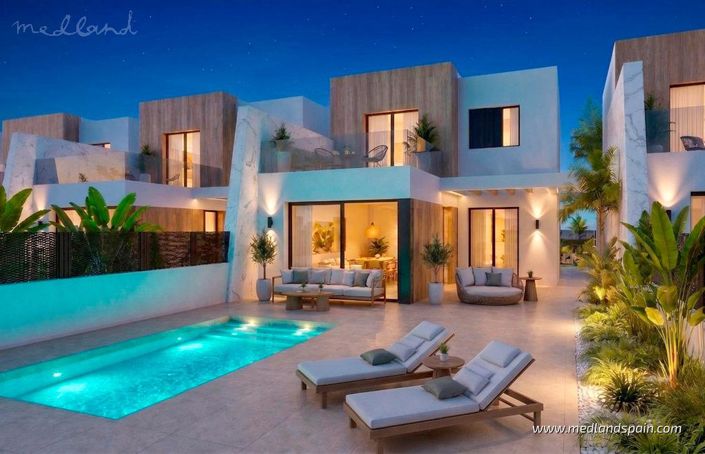 Image No.12-3 Bed Villa for sale