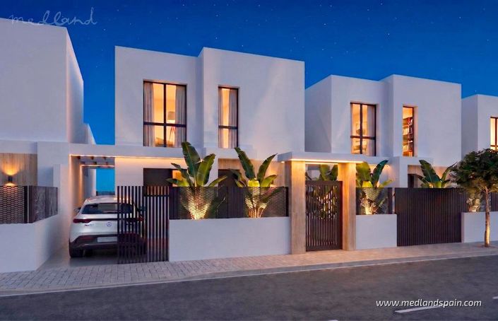 Image No.13-3 Bed Villa for sale