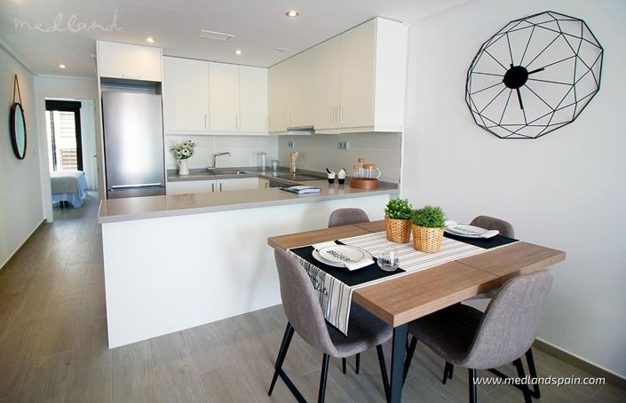 Image No.8-3 Bed Apartment for sale