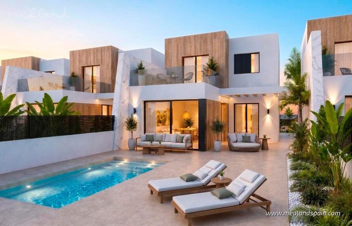 Image No.10-3 Bed Villa for sale