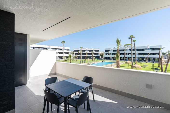 Image No.14-3 Bed Apartment for sale