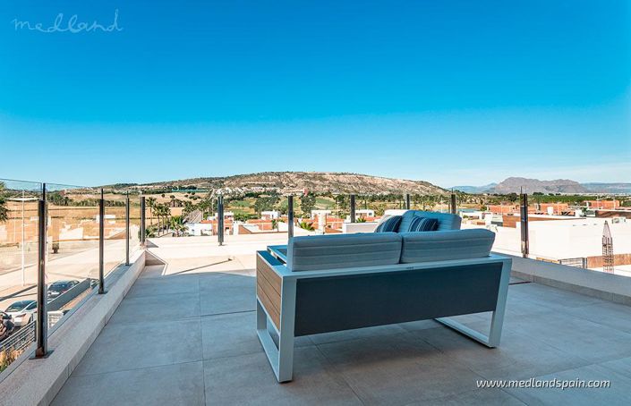 Image No.12-4 Bed Villa for sale