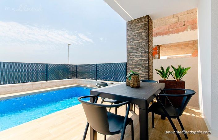 Image No.4-3 Bed Villa for sale