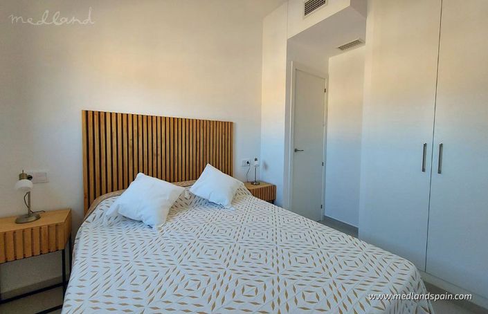 Image No.11-3 Bed Apartment for sale