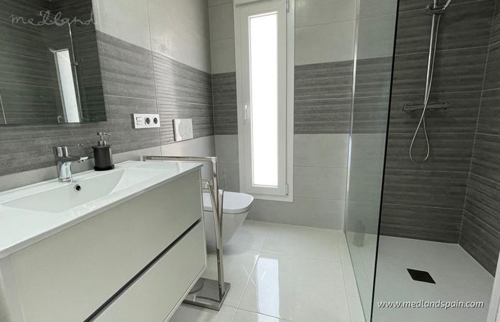 Image No.11-3 Bed Villa for sale