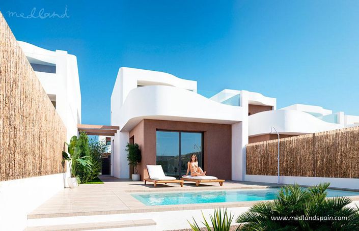 Image No.11-3 Bed Villa for sale