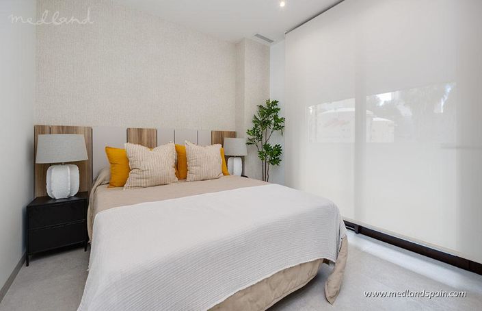 Image No.7-2 Bed Apartment for sale