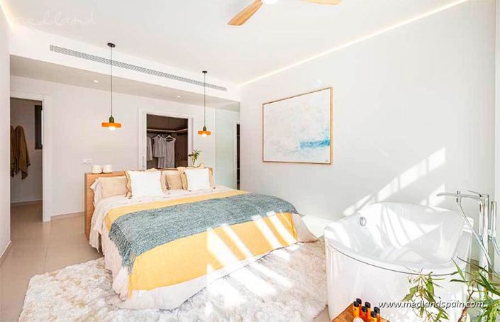 Image No.9-3 Bed Apartment for sale