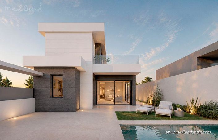 Image No.2-3 Bed Villa for sale