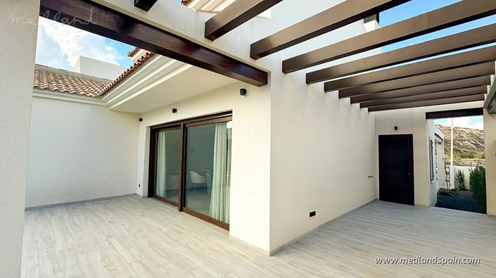Image No.3-3 Bed Villa for sale