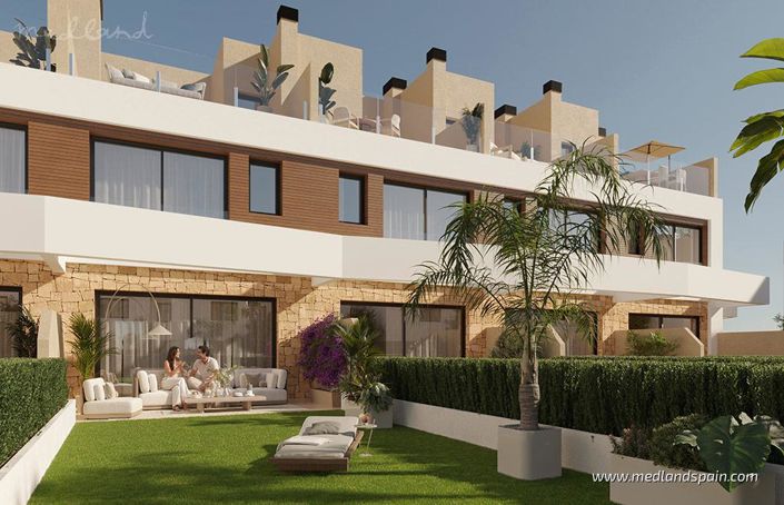 Image No.2-3 Bed Townhouse for sale
