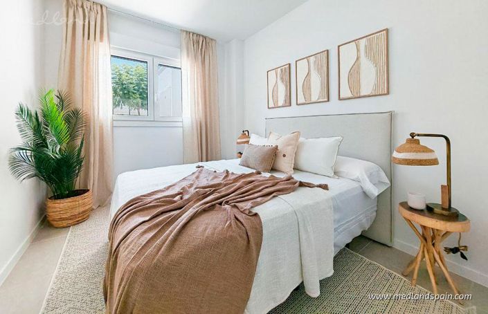 Image No.8-3 Bed Apartment for sale