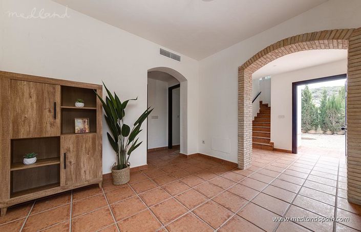 Image No.10-2 Bed Villa for sale