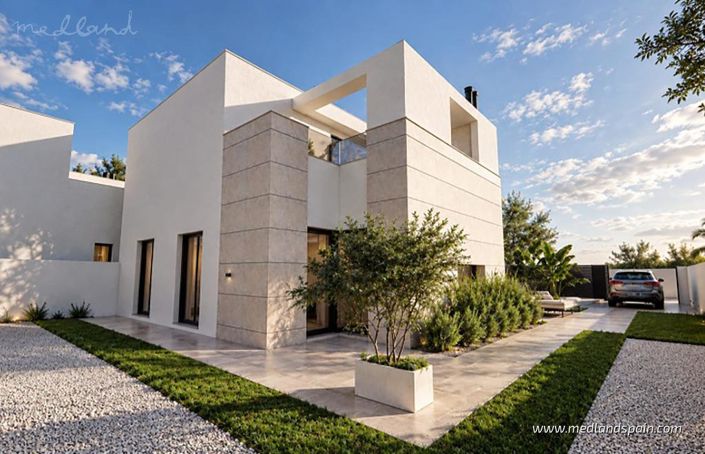 Image No.3-4 Bed Villa for sale