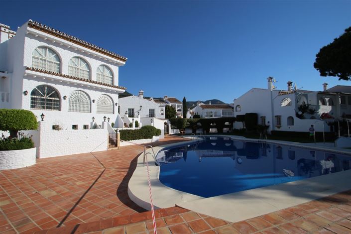 Image No.2-3 Bed Townhouse for sale