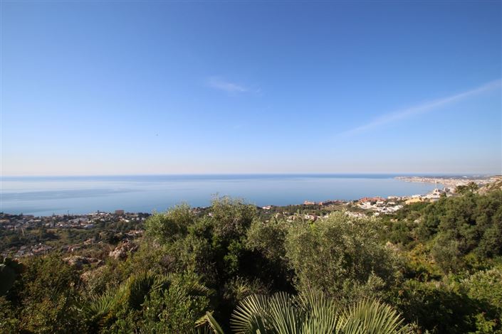 Image No.6-3 Bed Townhouse for sale