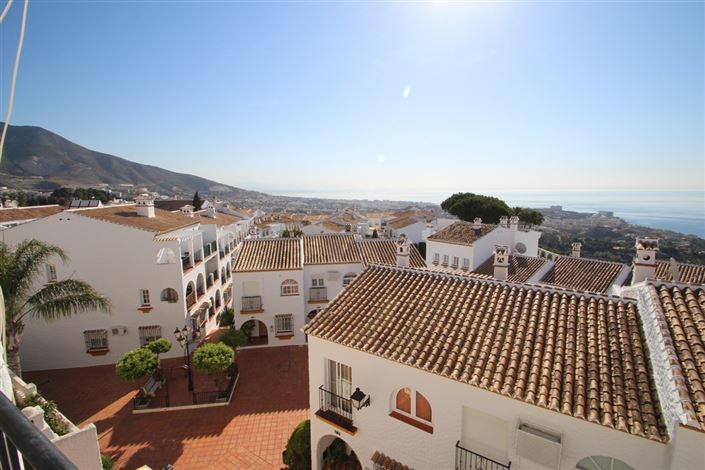 Image No.7-3 Bed Townhouse for sale