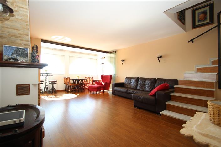 Image No.9-3 Bed Townhouse for sale