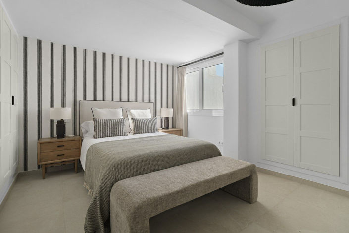 Image No.22-3 Bed Townhouse for sale