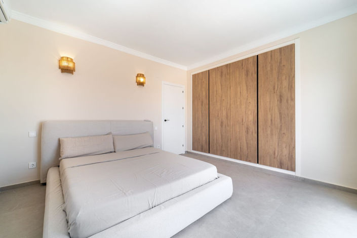 Image No.30-4 Bed Villa for sale