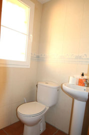 11-20939a0134ad724a8cb2a801094d15a4