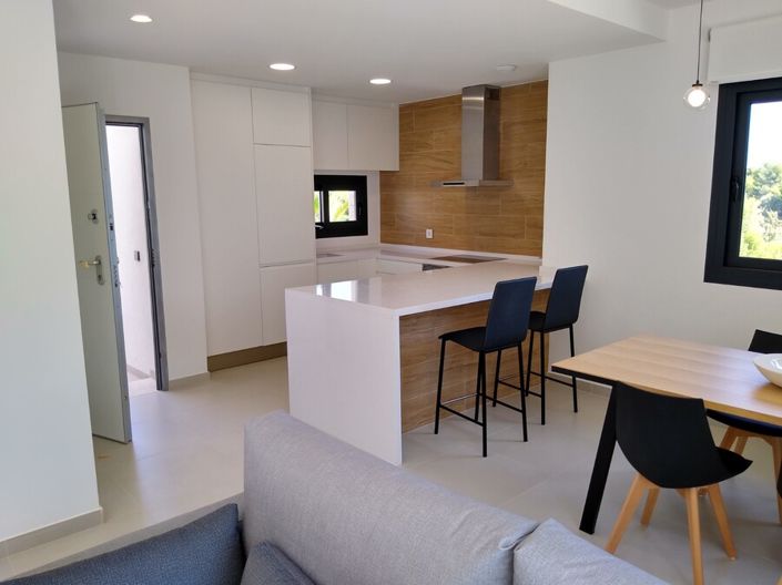 Image No.6-3 Bed Apartment for sale