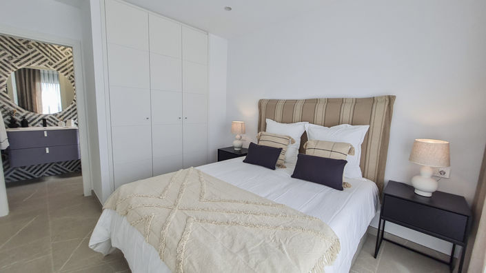 Image No.17-4 Bed Villa for sale