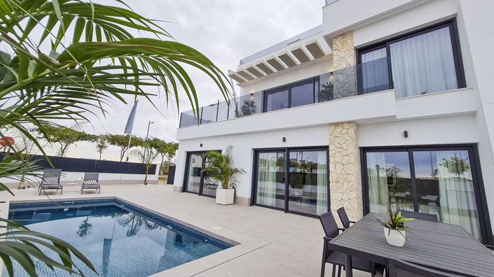 Image No.32-4 Bed Villa for sale
