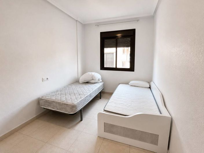 Image No.8-2 Bed Apartment for sale