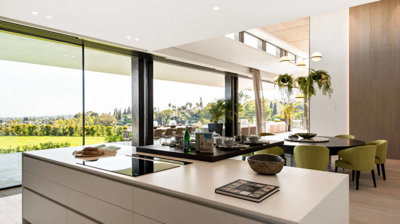 73685-for-sale-in-marbella-2358870-large