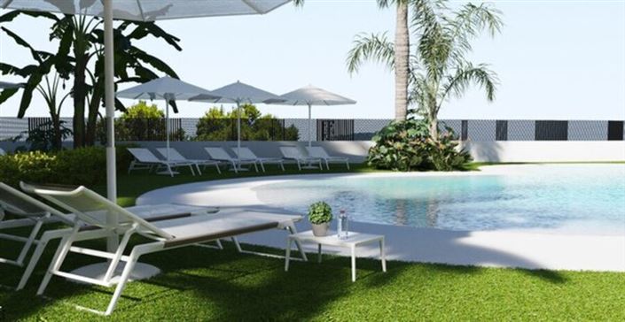 Image No.9-3 Bed Apartment for sale