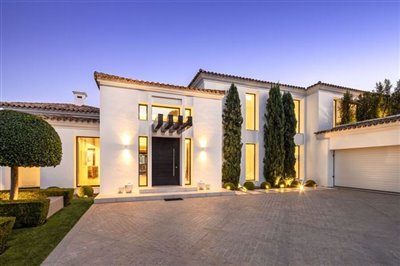 81008-for-sale-in-marbella-20546994-large