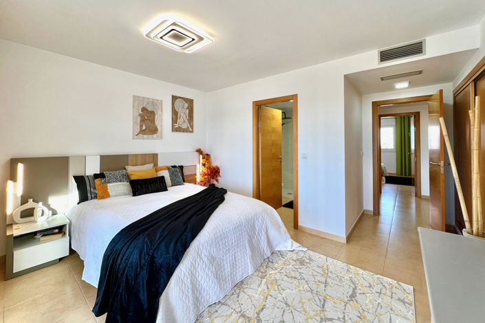 Image No.17-2 Bed Apartment for sale