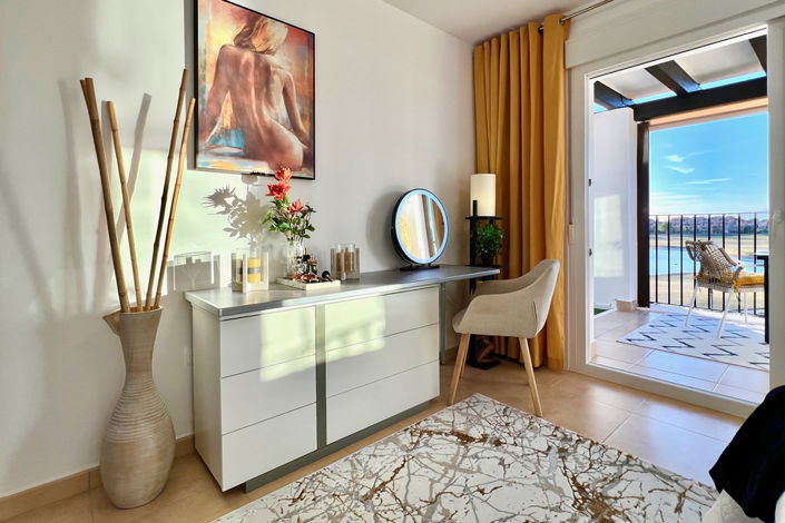 Image No.25-2 Bed Apartment for sale