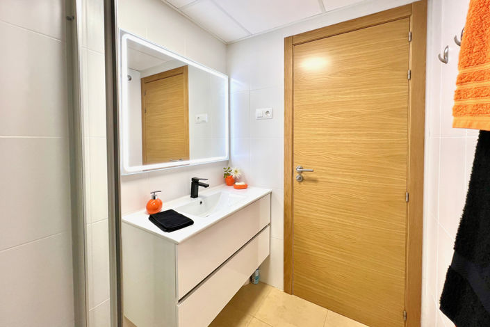 Image No.29-2 Bed Apartment for sale