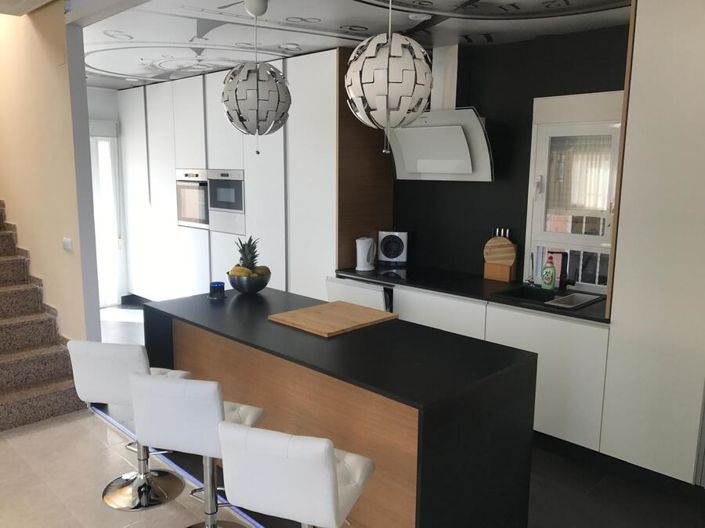 Image No.6-4 Bed Villa for sale