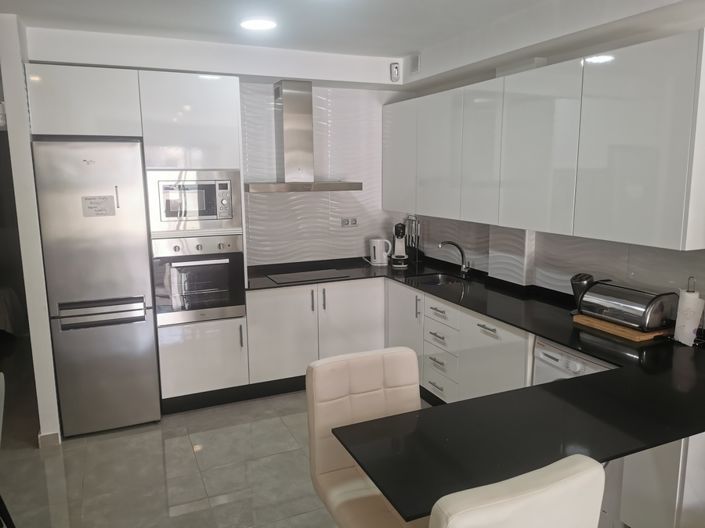 Image No.6-3 Bed Apartment for sale